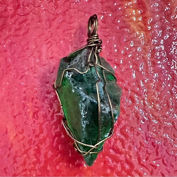 Glass Pendant, Wire Wrapped, Sea Beach Glass Handmade Art To Wear 3035 P - Picture 5 of 9